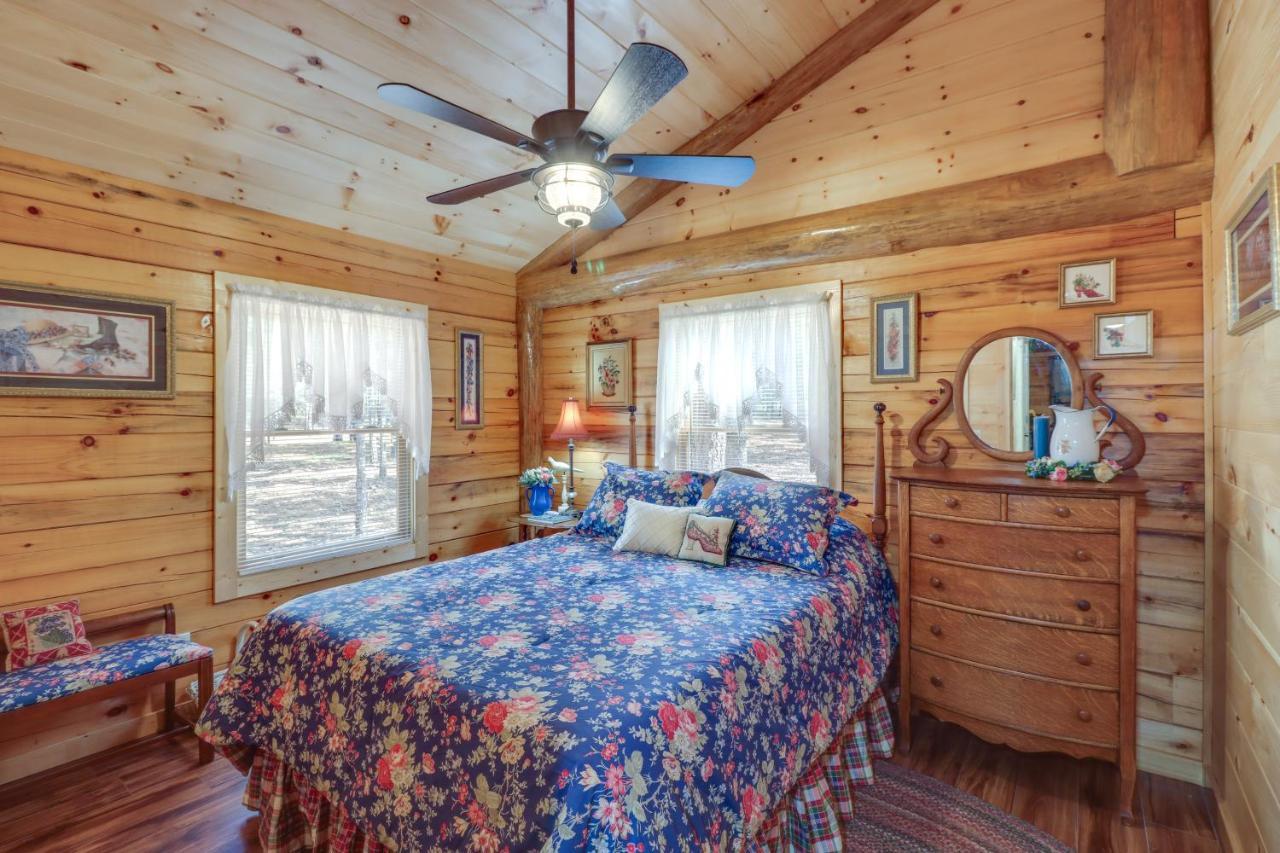 Tumbling Shoals Cabin Near Greers Ferry Lake! Heber Springs Kültér fotó